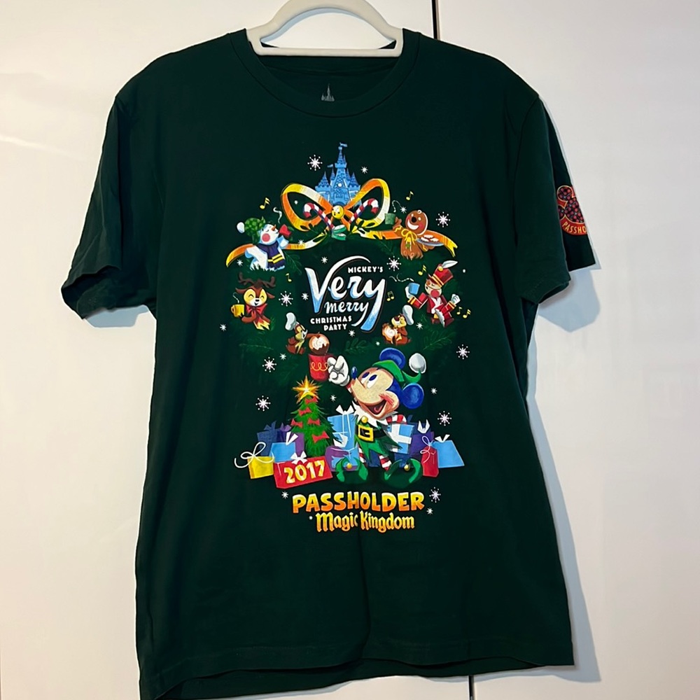 Mickey's Very Merry Christmas Party Passholder 2017